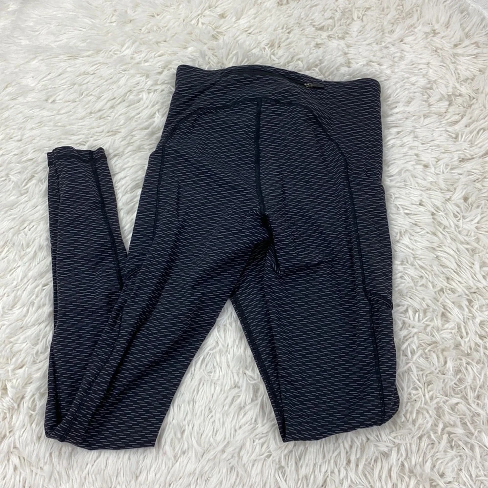 Lululemon Speed Up Tight 28